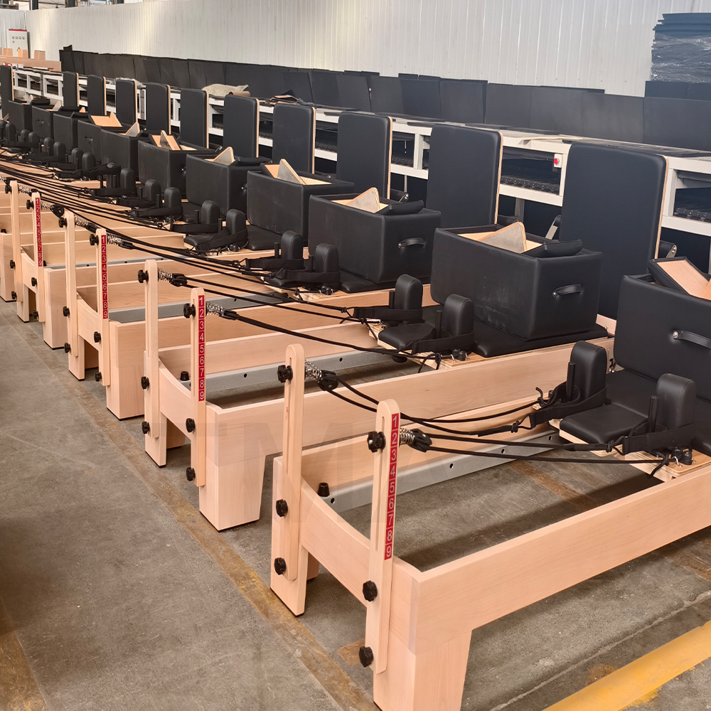 Pilates & Yoga Unleashed International Academy - DZ132 Beech Wood Pilates Reformers Machine