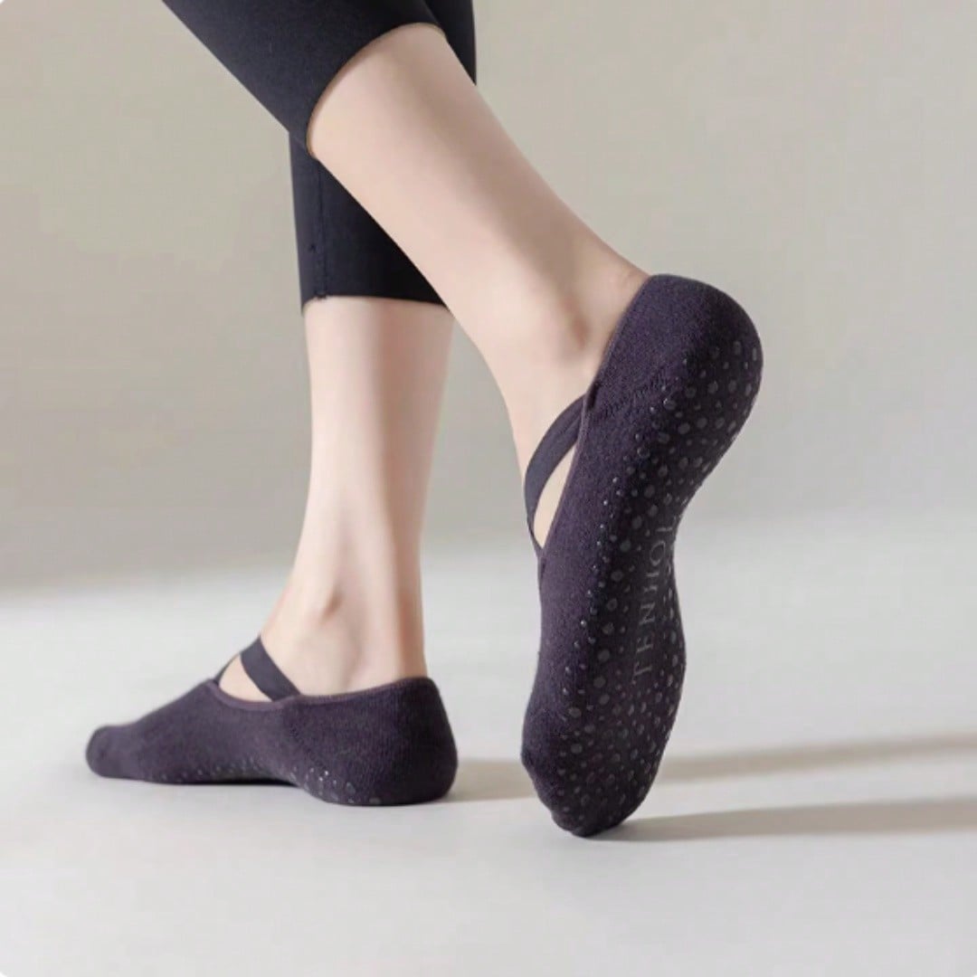 Anti-slip silicone sole yoga s - Pilates & Yoga Unleashed International Academy 评论和价格